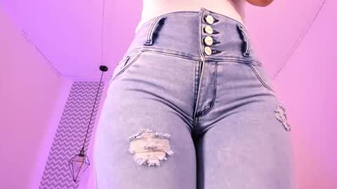 cloe online show from 12.22.25