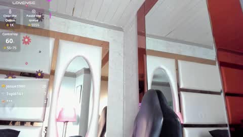 Snapshot of cloerodriguez chatting on 12.22.24 ---Cloe--- online show from 12.22.24