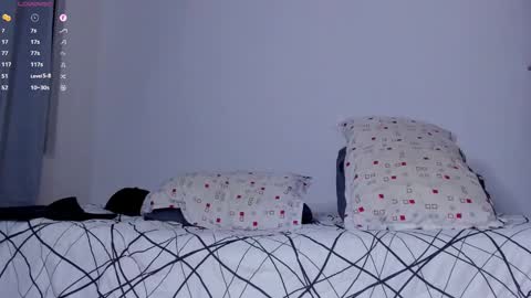 Snapshot of cloudy_pigdude chatting on 02.10.25 CRISTIAN online show from 02.10.25