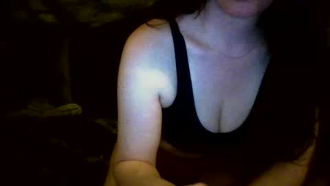 Snapshot of cloudylemonade22 chatting on 11.22.25 cloudylemonade22 online show from 11.22.25