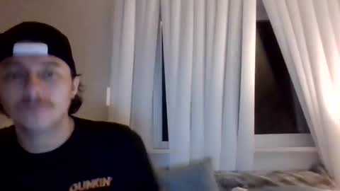 Snapshot of cloudyydayzz chatting on 02.21.26 tallhungandcloudy online show from 02.21.26