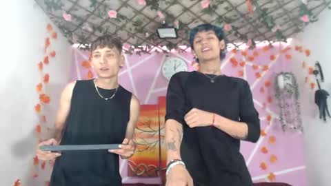 Snapshot of club_latinboys chatting on 09.28.25 club_latinboys online show from 09.28.25