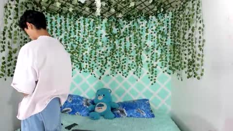 Snapshot of club_latinboys chatting on 12.02.25 club_latinboys online show from 12.02.25