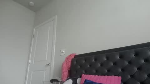 cluv777 online show from 04.19.26