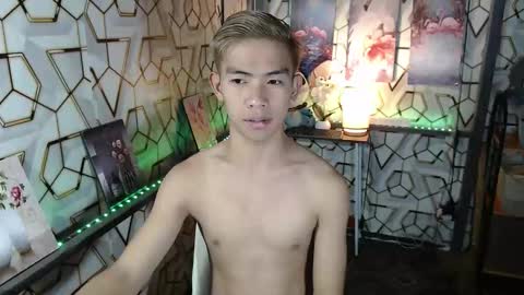 clyde_twinkx online show from 11.06.25