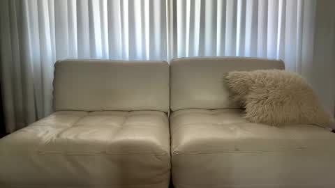 clydeninethousand online show from 03.09.26