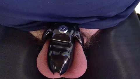 Snapshot of cock_locked chatting on 01.15.25 Locked online show from 01.15.25