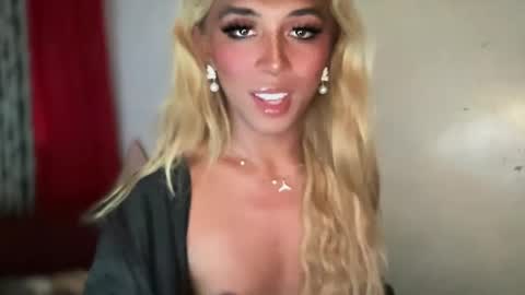 Snapshot of cockprincess_dianna chatting on 01.26.25 PrincessDianna IslandGirl CUMSHOW in PVT and PASSWORDSHOW online show from 01.26.25