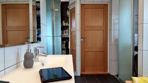 Cockvantage online show from 09.19.25