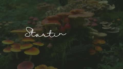 Snapshot of cocoasundaze chatting on 03.24.26 Sunnye Daze online show from 03.24.26