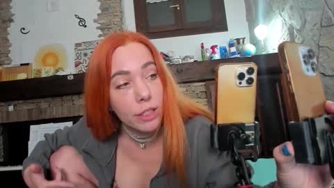 Snapshot of coconutpee chatting on 10.31.25 Pee Whore online show from 10.31.25