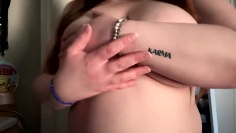 Snapshot of codieraye chatting on 11.27.25 TheGoddessCodie online show from 11.27.25