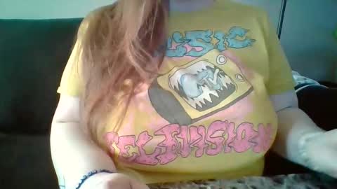 Snapshot of codieraye chatting on 12.03.25 TheGoddessCodie online show from 12.03.25