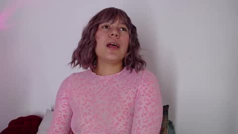 Snapshot of cofee_dreams chatting on 02.10.25 Coffee Dreams online show from 02.10.25