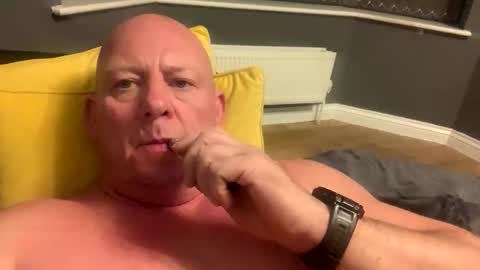 col4nows online show from 10.25.25