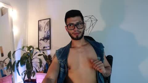 Snapshot of colby_smit chatting on 05.18.26 Colby online show from 05.18.26
