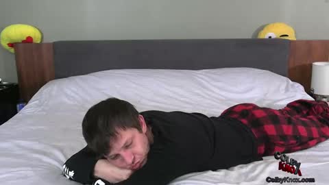 Snapshot of colbyknox chatting on 02.15.25 colbyknox online show from 02.15.25