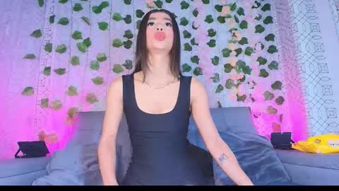 colett online show from 10.25.25