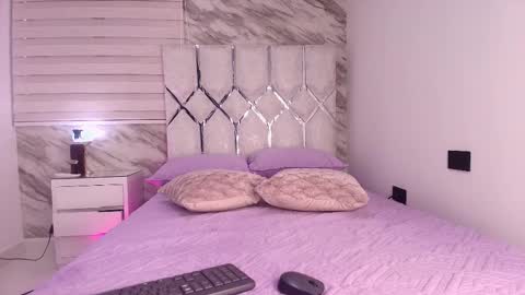 colett online show from 11.08.25