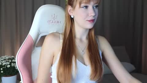 Snapshot of colijang chatting on 10.30.25 Coli online show from 10.30.25