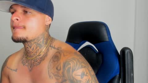 Snapshot of colin_prince2 chatting on 01.08.25 COLIN online show from 01.08.25