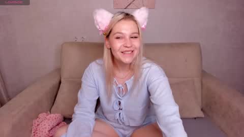 Snapshot of colleen_blake chatting on 01.02.25 Collen Mon Tue Wed Thu Fri GMT 3 0300am - 0900am online show from 01.02.25
