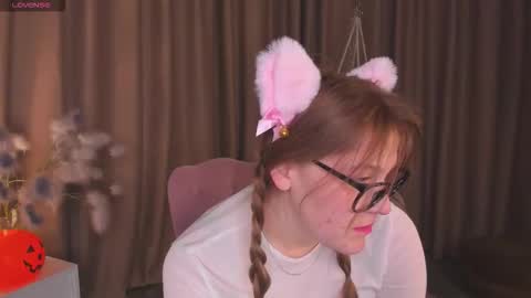 Collen Mon Tue Wed Thu Fri GMT 3 0300am - 0900am  online show from 11.04.25