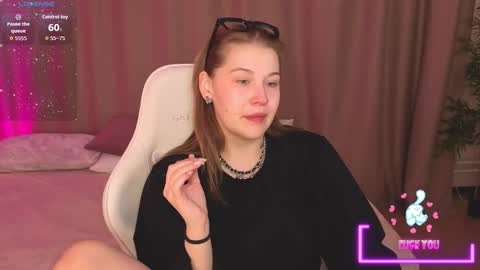 Collen Mon Tue Wed Thu Fri GMT 3 0300am - 0900am  online show from 03.05.26