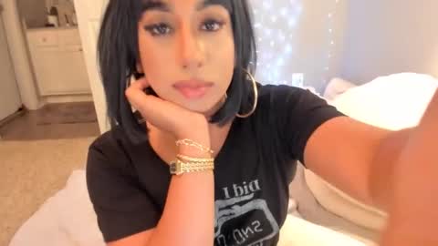    ........ Instagram  Lorysexys online show from 03.13.26