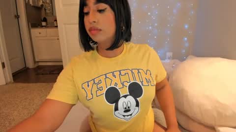    ........ Instagram  Lorysexys online show from 04.28.26