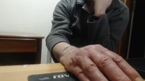 comemivuoi2 online show from 03.12.26