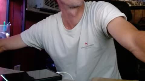 Nelson or ComicKing and sometime Peachy143 online show from 10.08.25