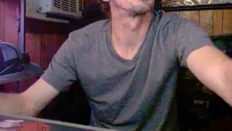 Nelson or ComicKing and sometime Peachy143 online show from 02.05.26