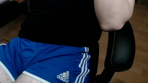 Snapshot of commanderchip chatting on 01.19.25 commanderchip online show from 01.19.25