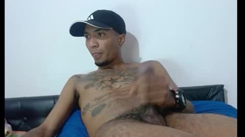 Snapshot of comoseria1927realg4life chatting on 01.12.26 comoseria1927realg4life online show from 01.12.26