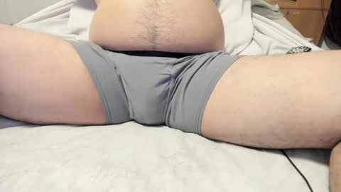 Snapshot of completomuscular chatting on 01.20.25 completomuscular online show from 01.20.25