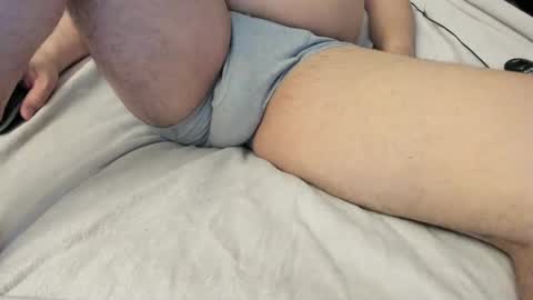 Snapshot of completomuscular chatting on 01.25.25 completomuscular online show from 01.25.25