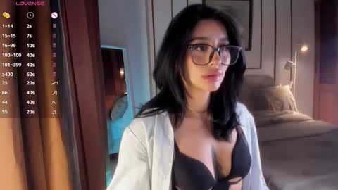 Snapshot of connie_deep chatting on 11.28.25 connie online show from 11.28.25