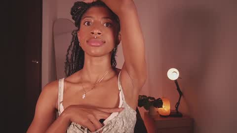   independent model online show from 12.18.24