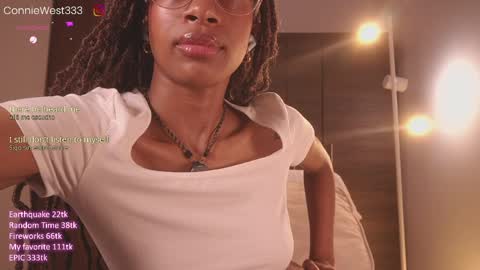   independent model online show from 04.10.26