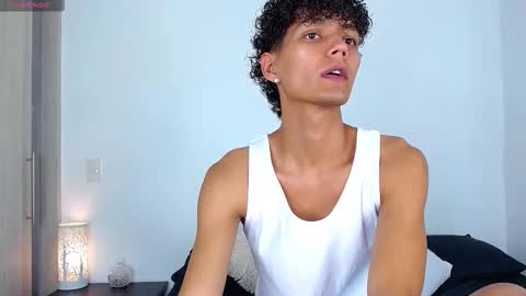 Snapshot of connor_garrett chatting on 11.27.25 Connor online show from 11.27.25