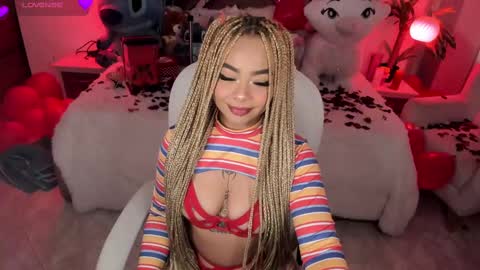 Snapshot of conny_curly chatting on 02.14.25 Conny online show from 02.14.25