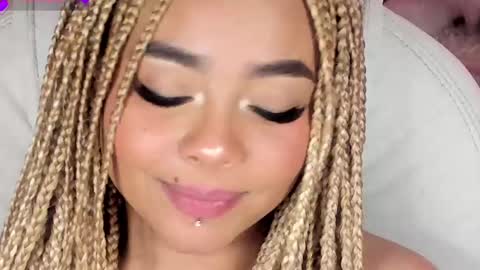 Snapshot of conny_curly chatting on 03.06.25 Conny online show from 03.06.25