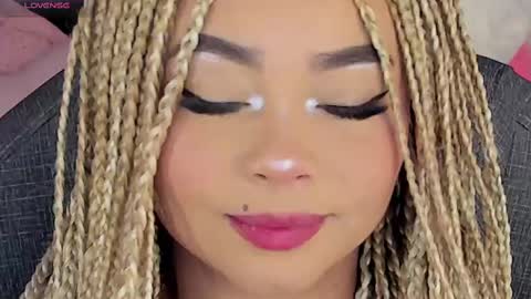 Snapshot of conny_curly chatting on 09.09.25 Conny online show from 09.09.25