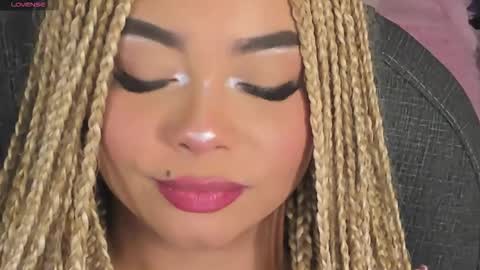 Snapshot of conny_curly chatting on 10.14.25 Conny online show from 10.14.25