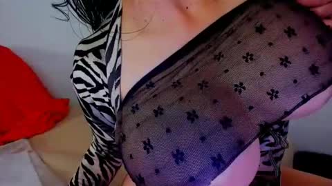 Snapshot of connyhot69 chatting on 01.19.25 CONNY online show from 01.19.25