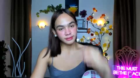 Snapshot of conservativehot_girl chatting on 12.04.25 Vanner online show from 12.04.25