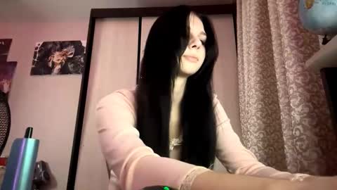 Snapshot of constancefeusier chatting on 10.29.25 Isabella online show from 10.29.25