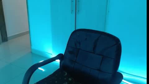 constantin_blessed_69 online show from 10.16.25