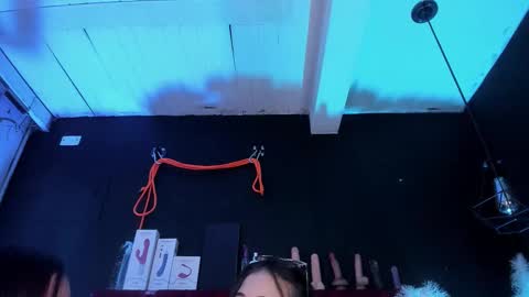 Snapshot of cony_l chatting on 11.27.25 Cony online show from 11.27.25